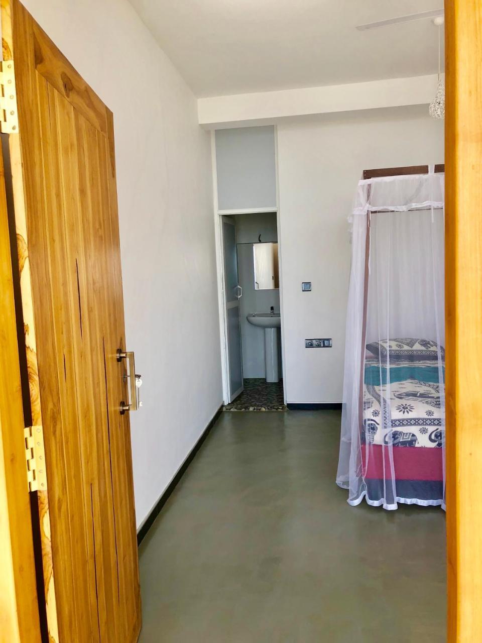 Coppenrath Hostel Tangalle Ngoại thất bức ảnh